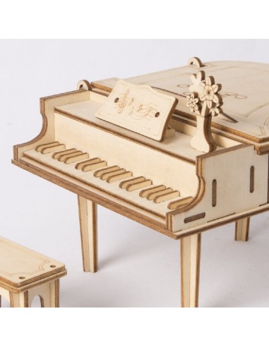 PIANO MADERA
