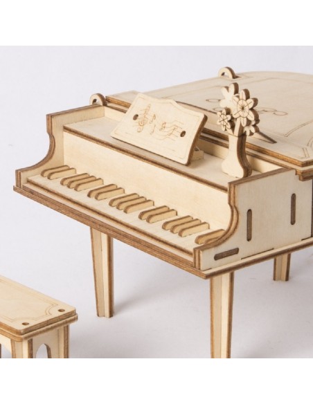 PIANO MADERA