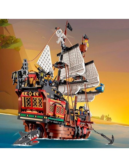 LEGO 3 IN 1 BARCO PIRATA CREATOR 31109