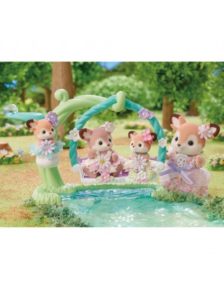 Sylvanian Families Bebé Ciervo Columpio Floral
