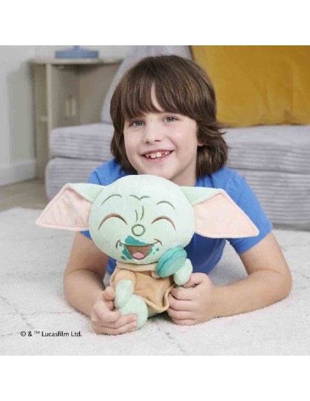 PELUCHE GROGU CON MACAROON 25-CMS.