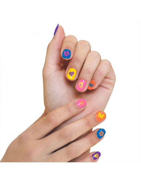 ESTUDIO DE UÑAS INFINITY