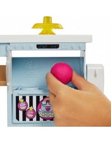 BARBIE Y SU PASTELERIA