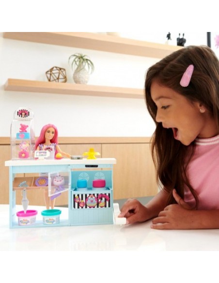 BARBIE Y SU PASTELERIA